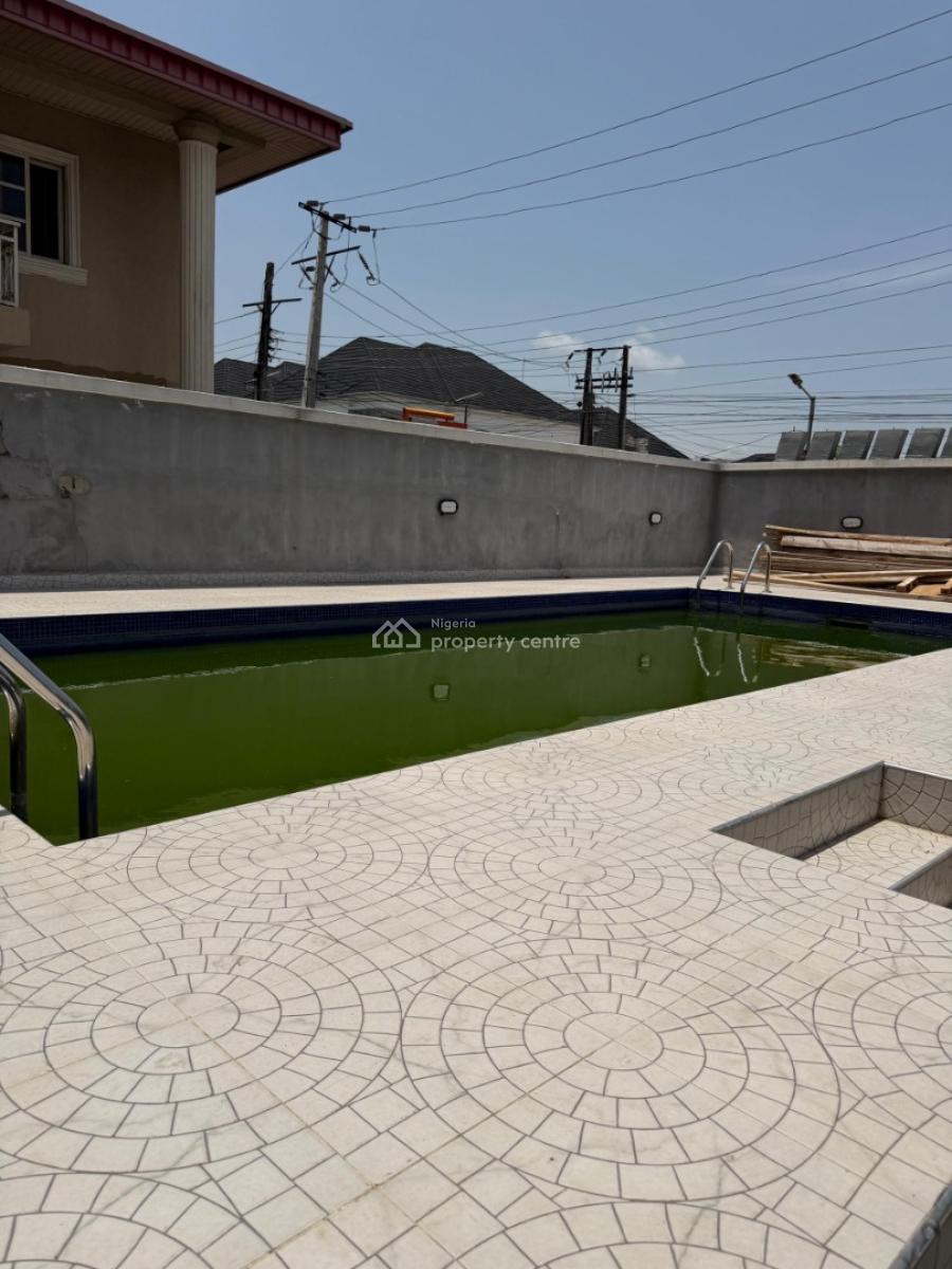 Serviced and Spacious 2bedroom Penthouse in a Secure & Serene Environs, Ikate, Lekki, Lagos, Flat / Apartment for Rent