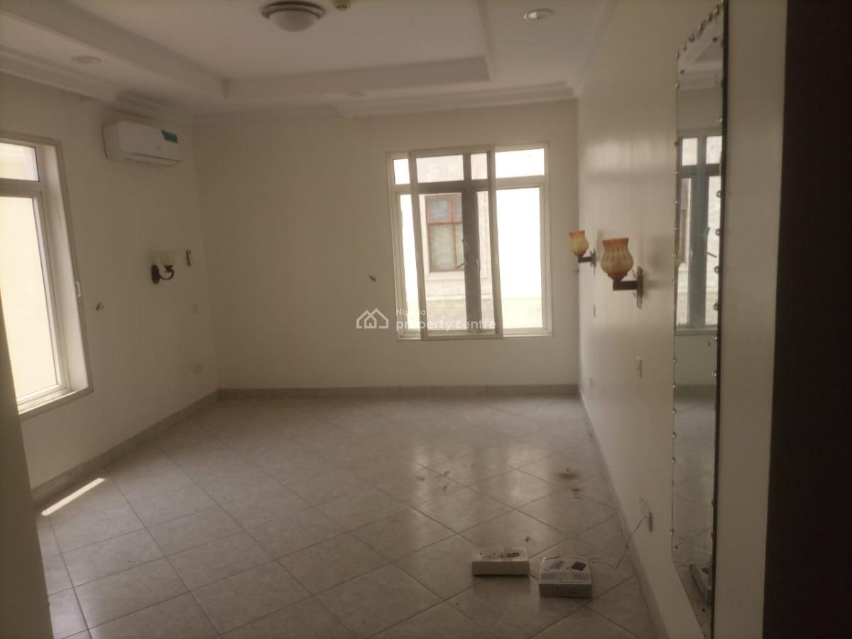 Big Spacious 4 Bedroom Flat with Bq Pool Gym Elevator and 24hr Power, Off Glover Rd, Ikoyi, Lagos, Flat / Apartment for Rent
