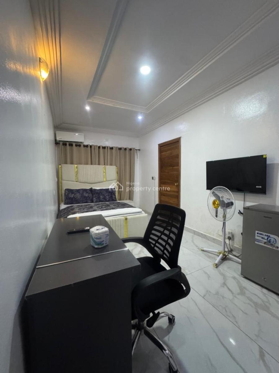 Luxury 2 Bedroom Apartment (promo Rate), Off Freedom Way, Lekki Phase 1, Lekki, Lagos, Flat / Apartment Short Let