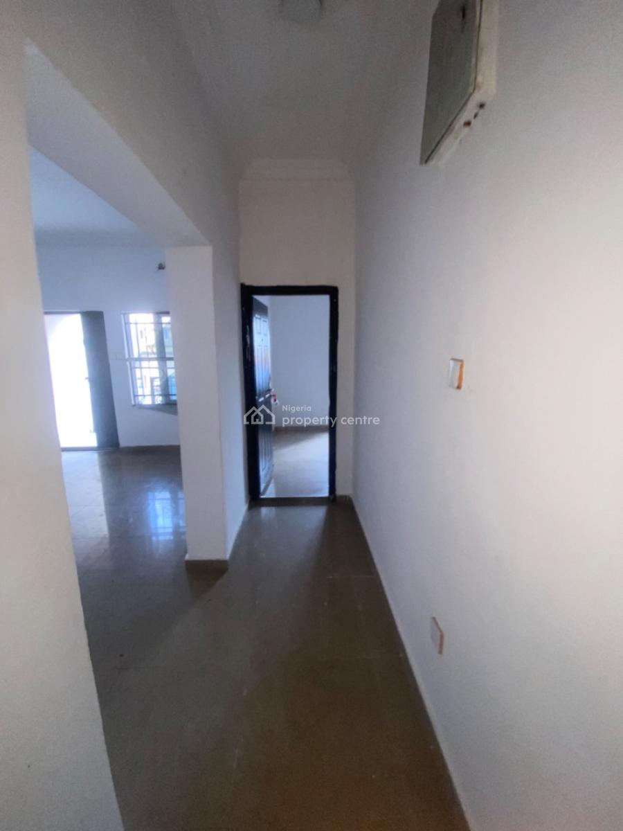 Clean 2 Bedroom Apartment, Before Blenco Closed to The Express, Sangotedo, Ajah, Lagos, Flat / Apartment for Rent