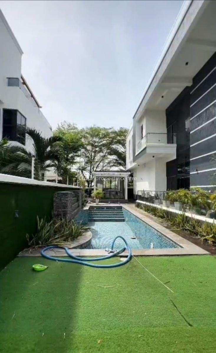 Well Built and Furnished 5 Bedroom Fully Detached House on a 1000sqm, Osapa, Lekki, Lagos, Detached Duplex for Sale