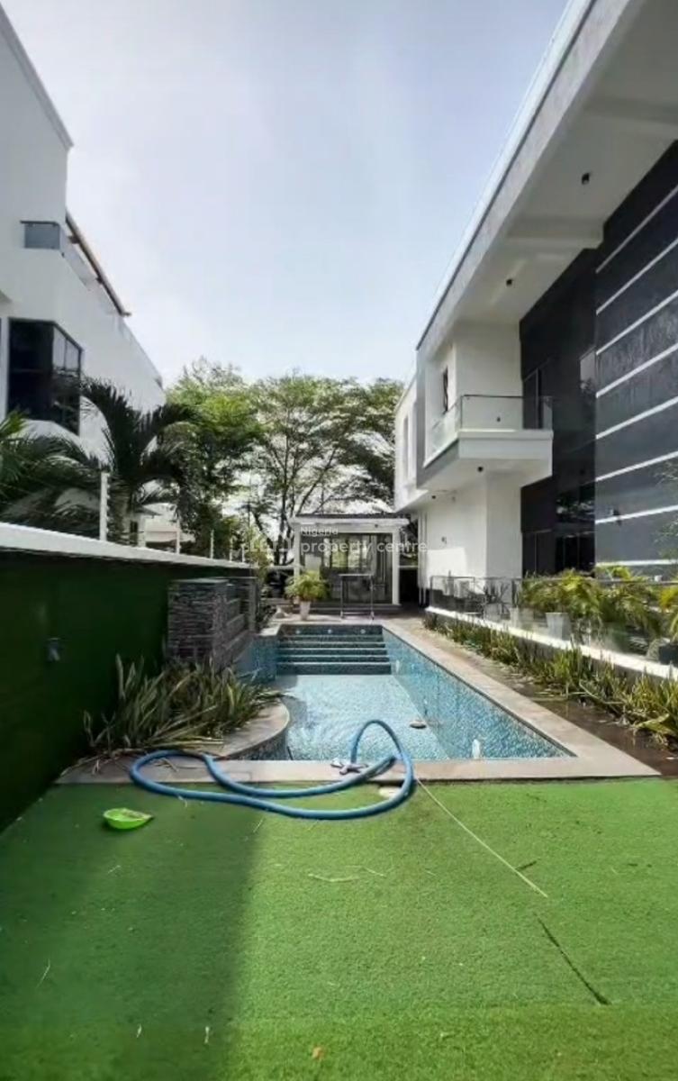 Well Built and Furnished 5 Bedroom Fully Detached House on a 1000sqm, Osapa, Lekki, Lagos, Detached Duplex for Sale