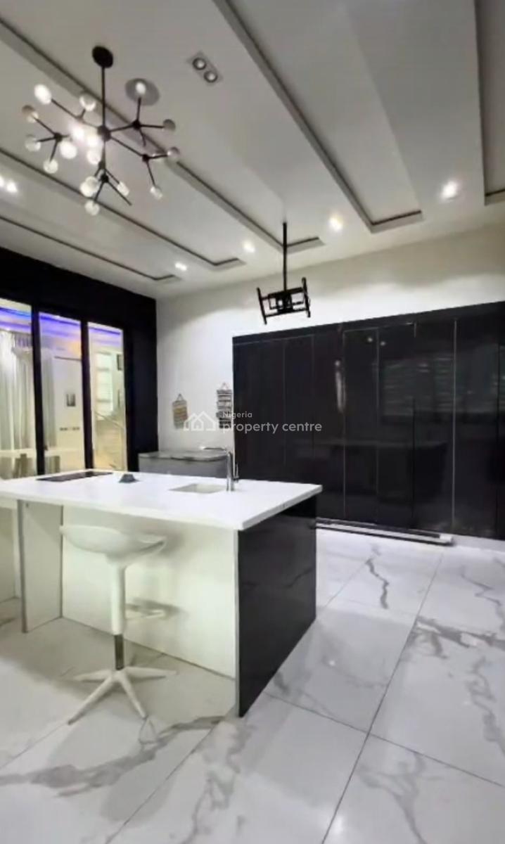 Well Built and Furnished 5 Bedroom Fully Detached House on a 1000sqm, Osapa, Lekki, Lagos, Detached Duplex for Sale
