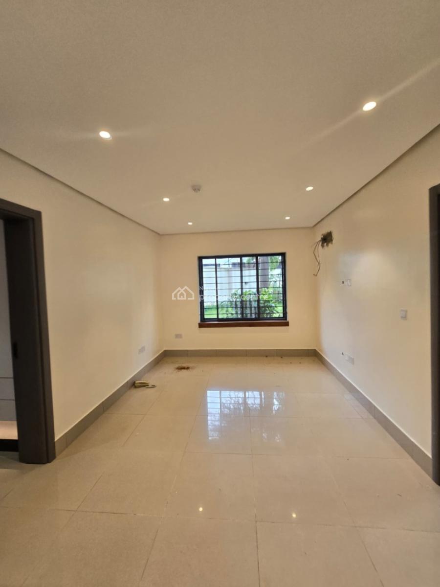Well Finished Serviced 2 Bedroom Flat with a Room Bq, Old Ikoyi, Ikoyi, Lagos, Flat / Apartment for Rent