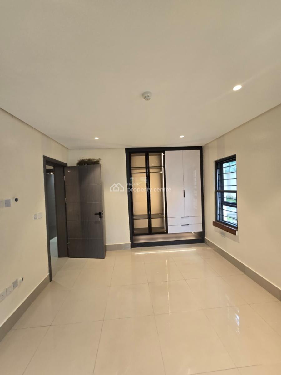 Well Finished Serviced 2 Bedroom Flat with a Room Bq, Old Ikoyi, Ikoyi, Lagos, Flat / Apartment for Rent