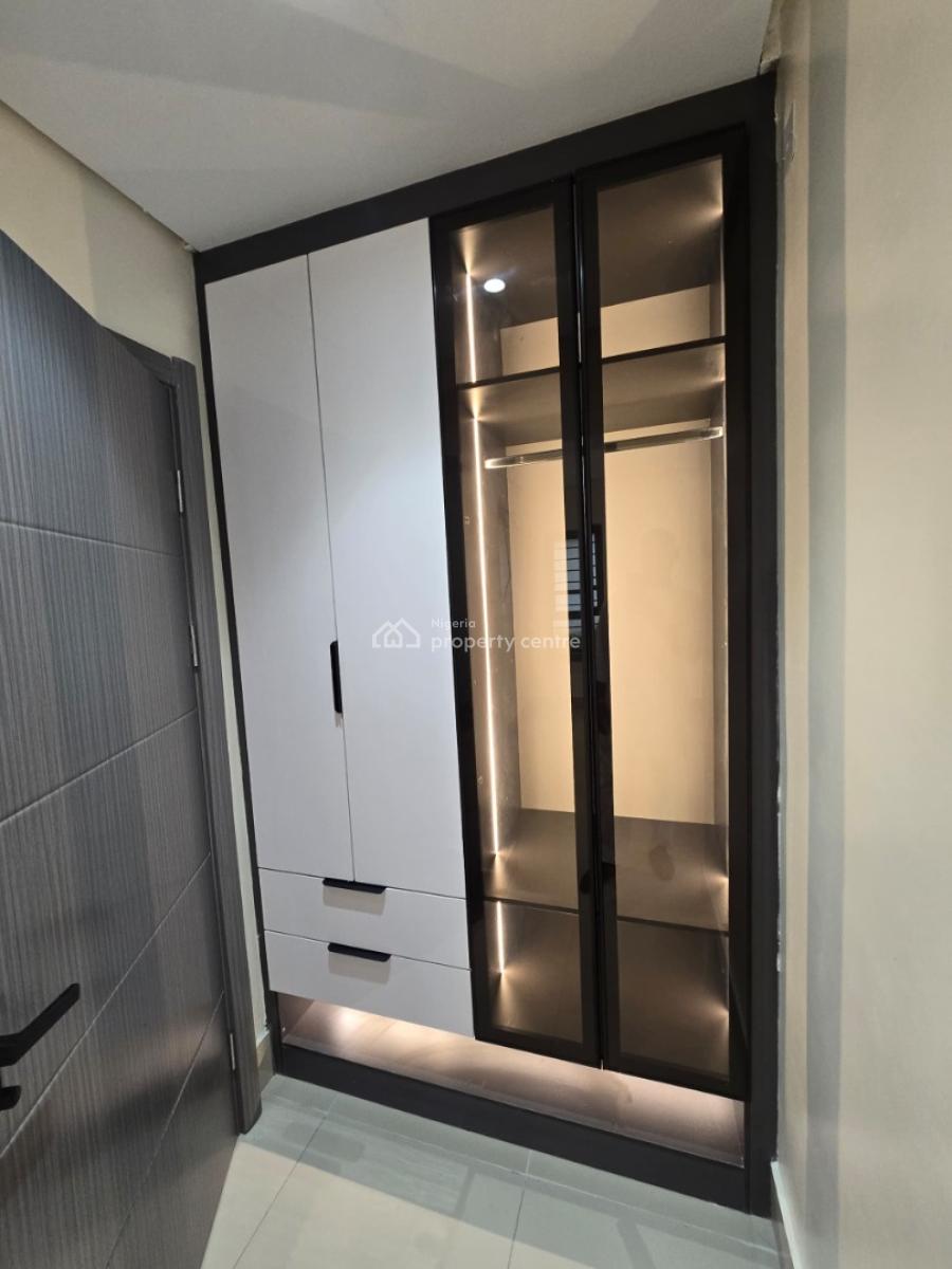 Well Finished Serviced 2 Bedroom Flat with a Room Bq, Old Ikoyi, Ikoyi, Lagos, Flat / Apartment for Rent