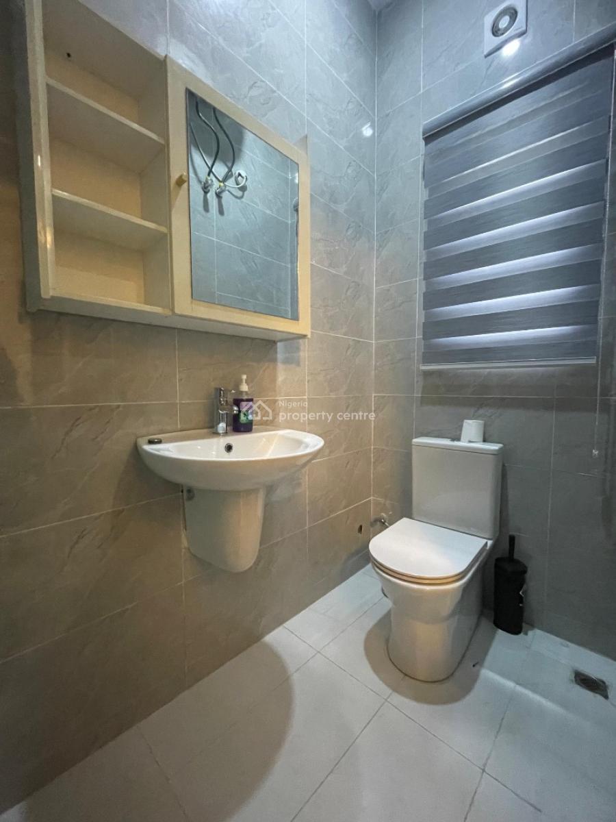 Luxury Cozy Unfurnished 2bedroom Flat, Main Lekki Phase 1, Lekki Phase 1, Lekki, Lagos, Flat / Apartment for Rent