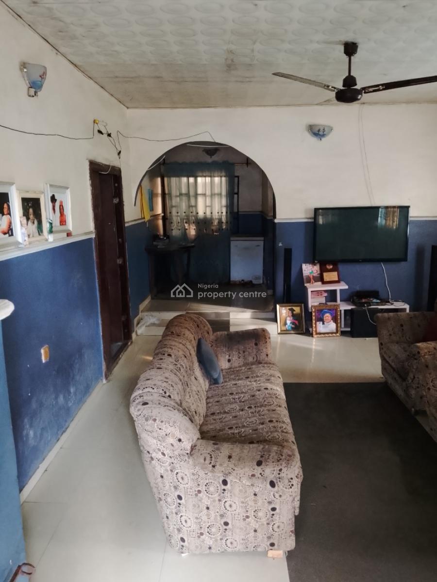 Standard 3 Bedroom Bungalow Wt Shops, After The Flyover/bridge, Eneka, Port Harcourt, Rivers, Detached Bungalow for Sale