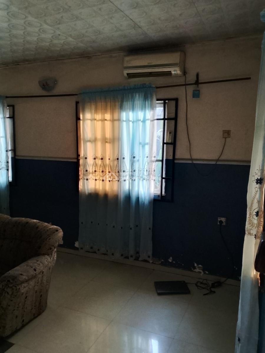 Standard 3 Bedroom Bungalow Wt Shops, After The Flyover/bridge, Eneka, Port Harcourt, Rivers, Detached Bungalow for Sale