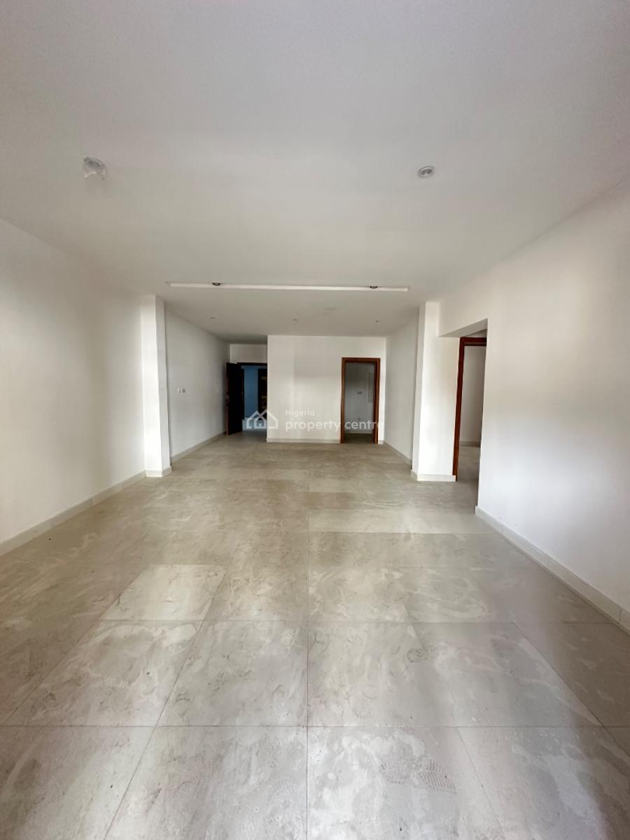 2 Bedroom Apartment with Gym and Elevator, Lekki Phase 1, Lekki, Lagos, Flat / Apartment for Rent