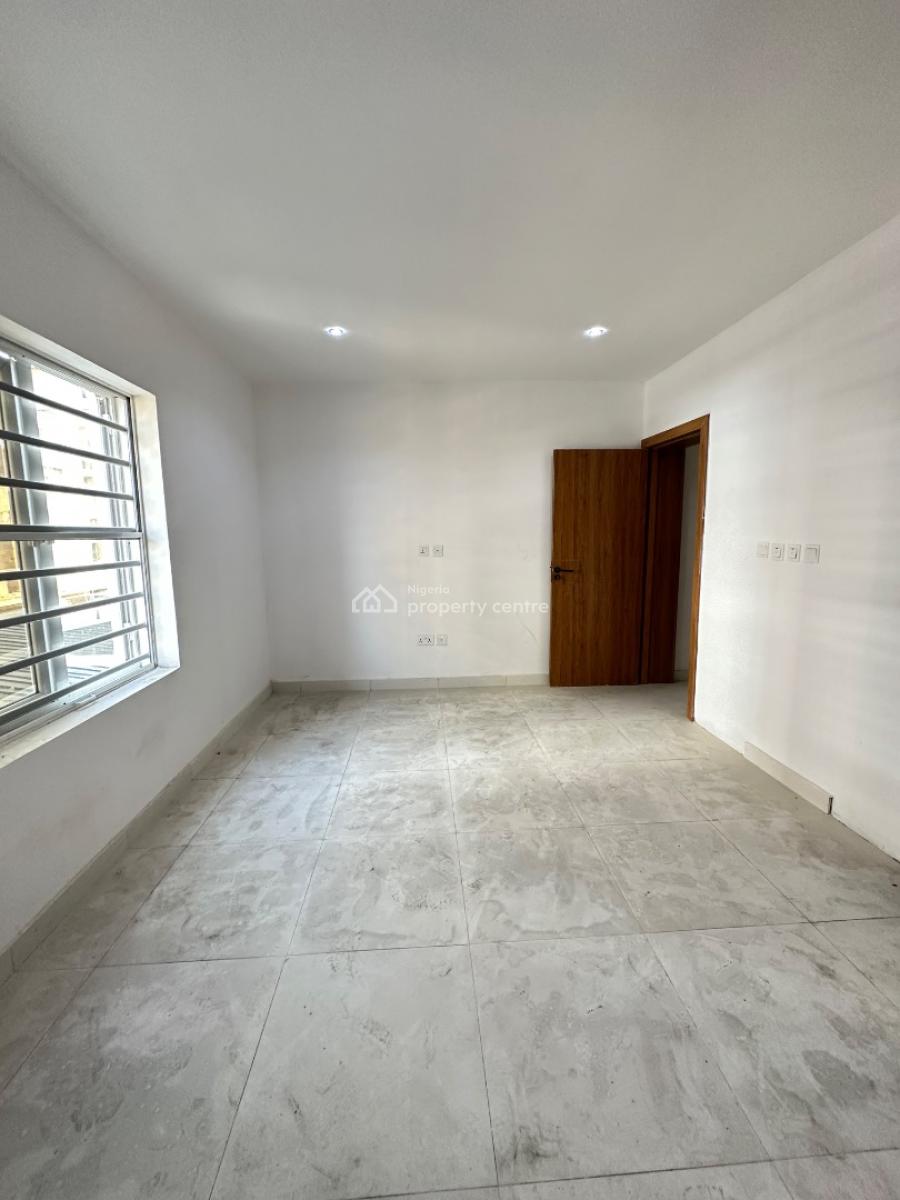 2 Bedroom Apartment with Gym and Elevator, Lekki Phase 1, Lekki, Lagos, Flat / Apartment for Rent