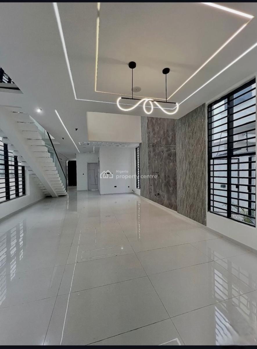 5 Bedroom Stunning House with a Pool and Bq, Chevron Lekki Lagos, Lekki, Lagos, Detached Duplex for Sale
