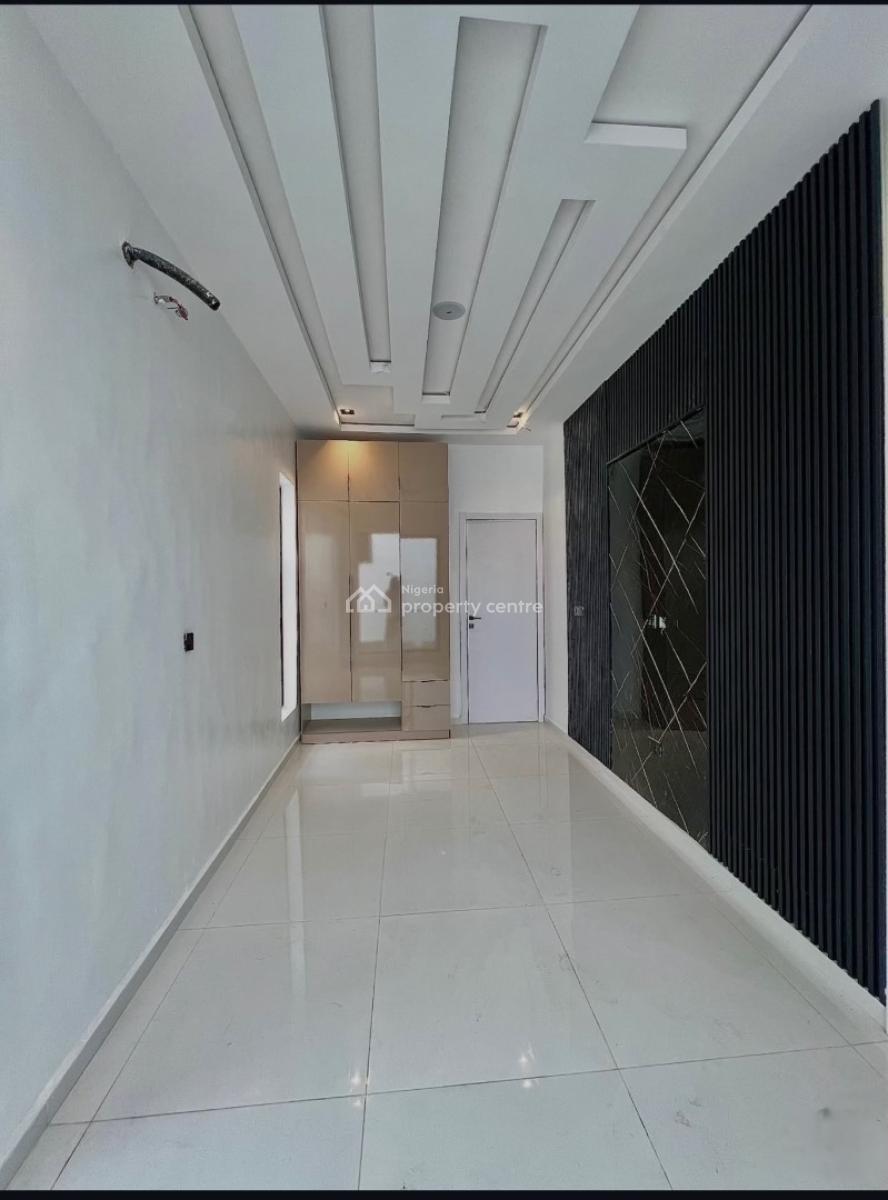 5 Bedroom Stunning House with a Pool and Bq, Chevron Lekki Lagos, Lekki, Lagos, Detached Duplex for Sale