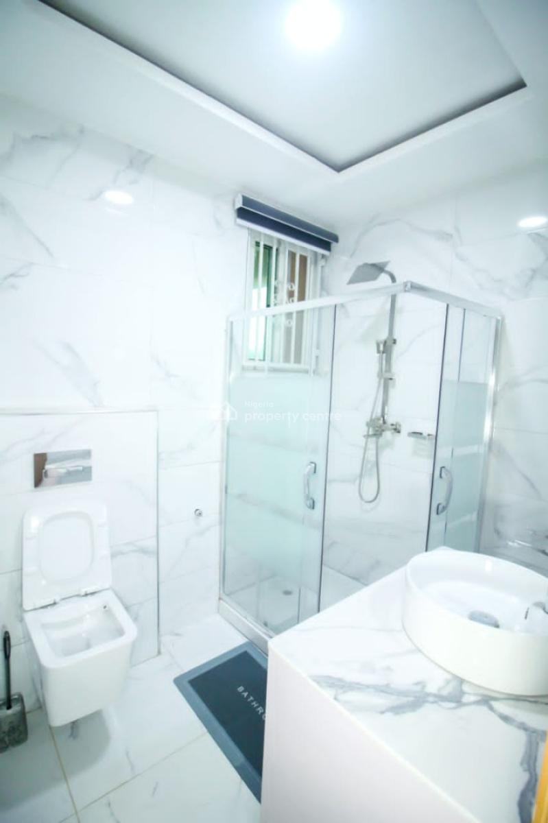 10 Units of 3 Bedroom with Bq Each and 10 Units of 1 Bed Bq, Lekki Phase 1, Lekki, Lagos, Flat / Apartment for Sale