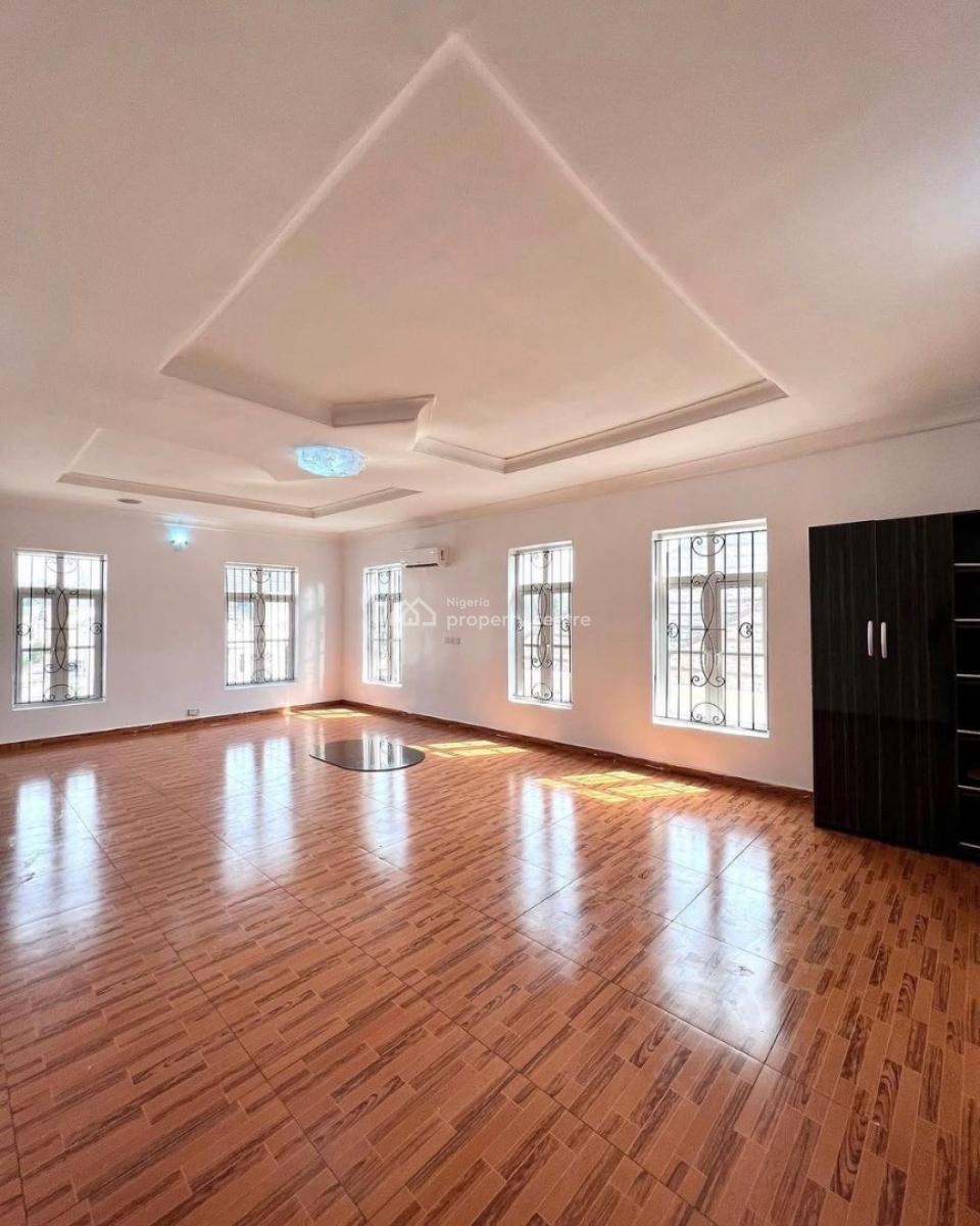 Very Spacious Studio Apartment can Be Turned Into a Miniflat, Chevron, Lekki, Lagos, Self Contain (single Rooms) for Rent