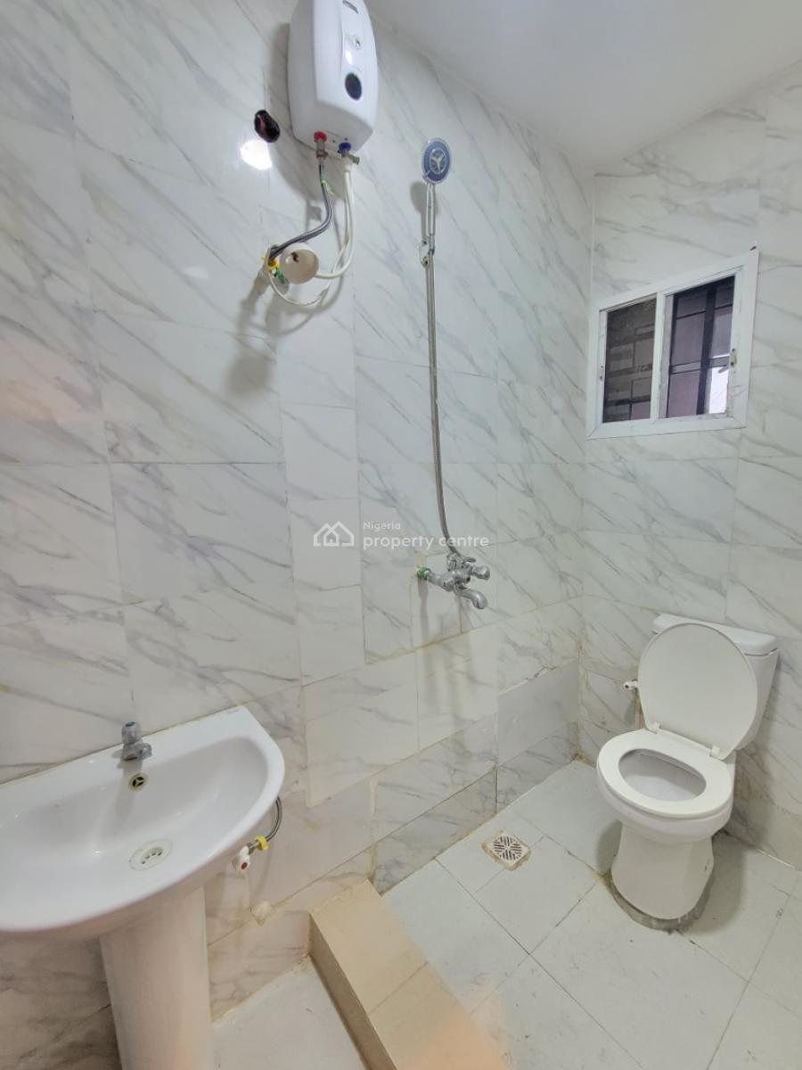 2bedroom Flat, Seaside Estate, Badore, Ajah, Lagos, Flat / Apartment for Rent