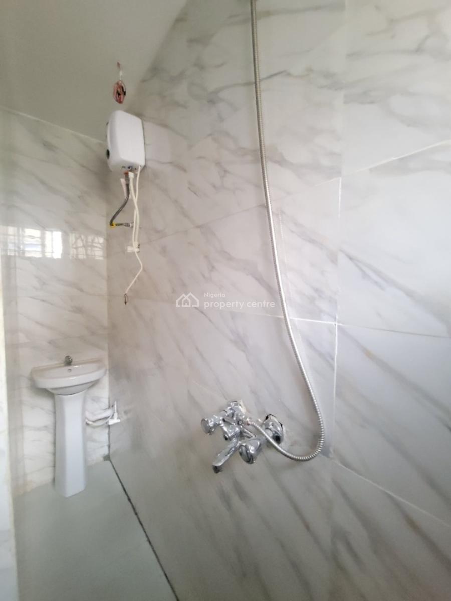 2bedroom Flat, Seaside Estate, Badore, Ajah, Lagos, Flat / Apartment for Rent