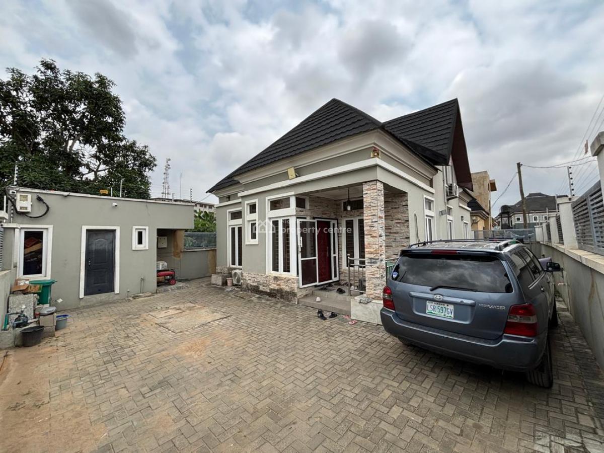 Tastefully Built Detached Bungalow with Pent Floor and Other Household, Ketu, Lagos, Detached Bungalow for Sale