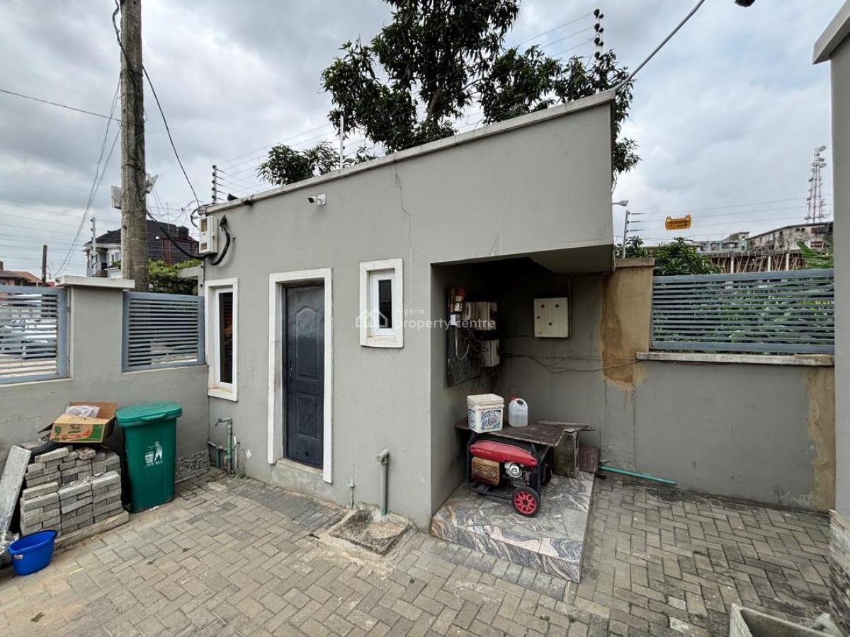 Tastefully Built Detached Bungalow with Pent Floor and Other Household, Ketu, Lagos, Detached Bungalow for Sale