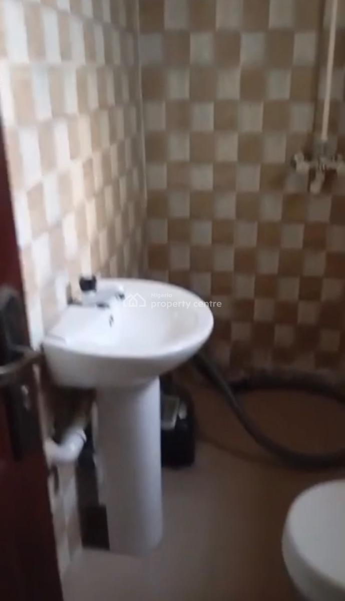 Standard 3bedroom Apartment, Aguda, Surulere, Lagos, Flat / Apartment for Rent