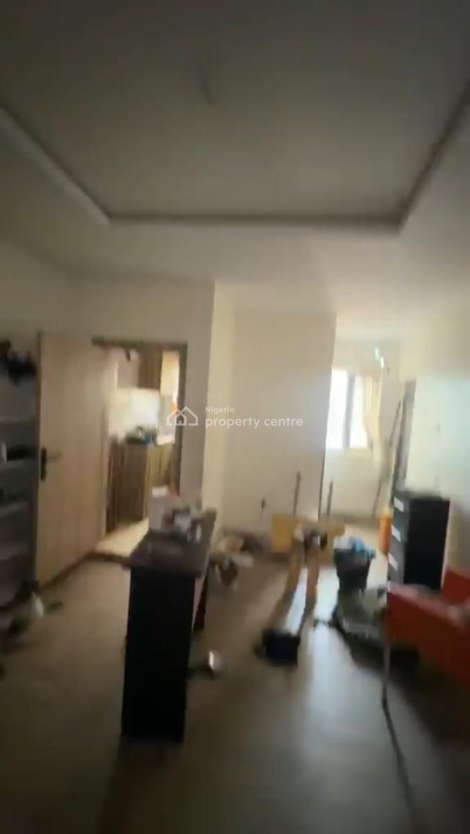 Neatly Used Spacious Standard 2bedroom, Ilupeju, Lagos, Flat / Apartment for Rent