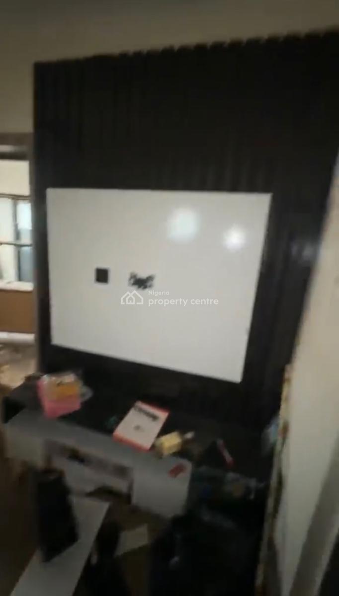 Neatly Used Spacious Standard 2bedroom, Ilupeju, Lagos, Flat / Apartment for Rent