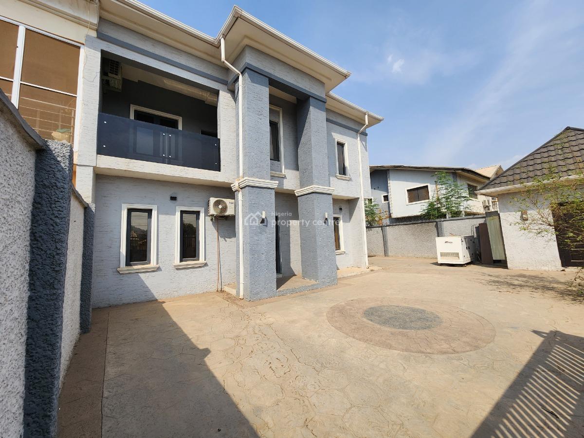 Strategically Located, Luxurious and Fully Furnished 4 Bedroom Duplex, 3rd Avenue, Gwarinpa, Abuja, Semi-detached Duplex for Rent