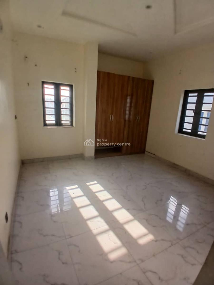 2-bedroom Apartment (upstairs), Sangotedo, Ajah, Lagos, Flat / Apartment for Rent