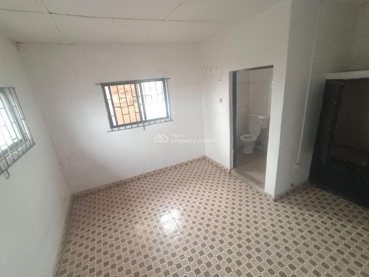 Spacious 1 Bedroom Mini Flat Upstairs, Thomas Estate, Ajah, Lagos, Mini Flat (room and Parlour) for Rent