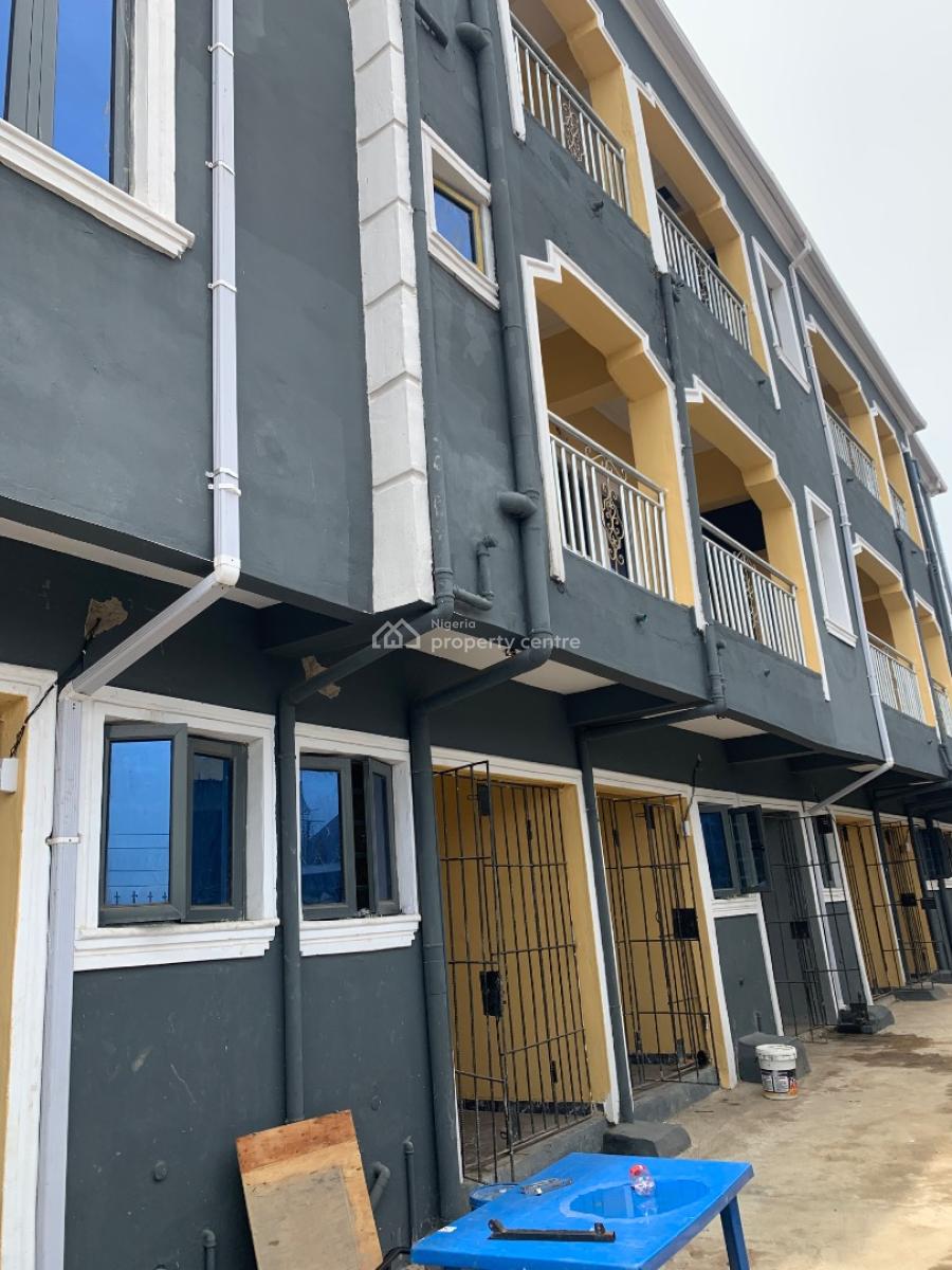 Newly Built Miniflat, New Garage, Gbagada, Lagos, Mini Flat (room and Parlour) for Rent