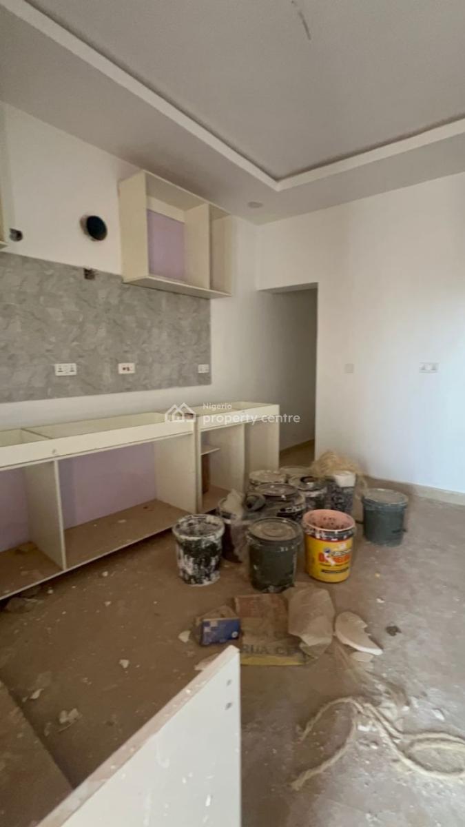 Standard 2 Beds Flat Apartment, Mabushi, Abuja, Flat / Apartment for Sale
