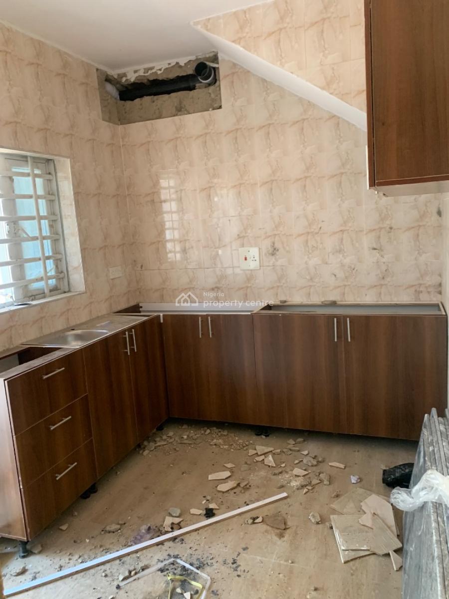 Executive Standard Newly Built 2bedroom, By Iyana Oworo Cole Estate, Gbagada, Lagos, Flat / Apartment for Rent