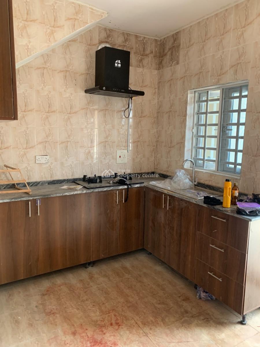 Executive Standard Newly Built 2 Bedroom, By Iyana Oworo Cole Estate, Gbagada, Lagos, Flat / Apartment for Rent