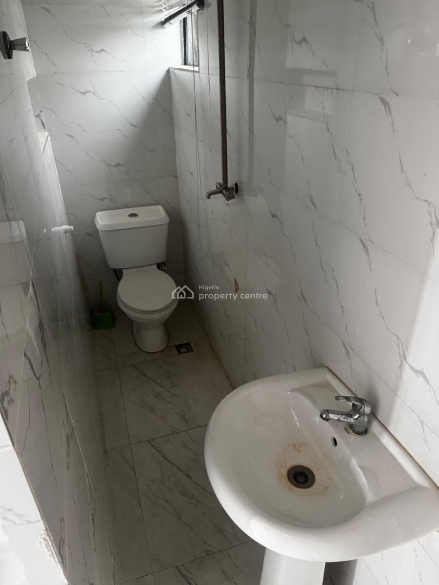 Very Spacious 2-bedroom Apartment (upstairs with Balcony), Sangotedo, Ajah, Lagos, Flat / Apartment for Rent