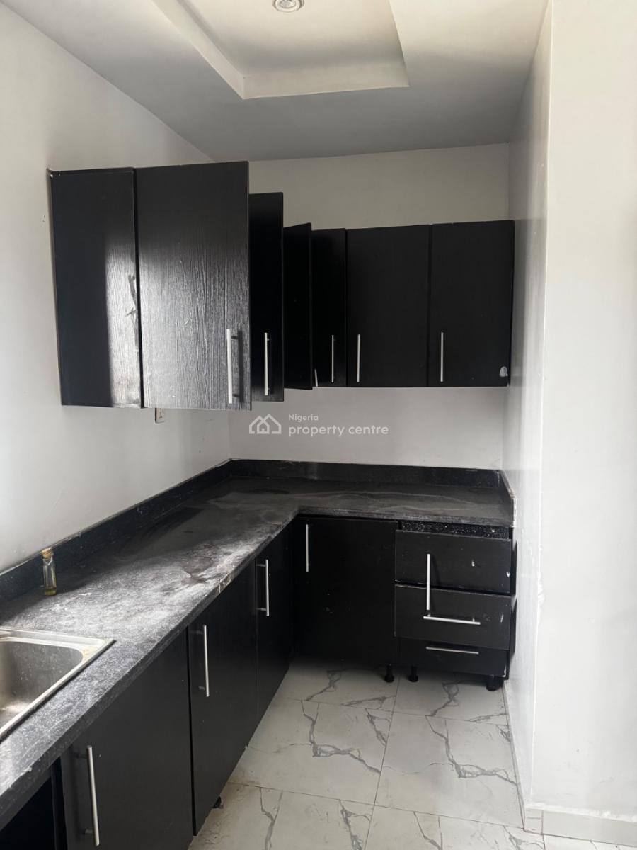 Very Spacious 2-bedroom Apartment (upstairs with Balcony), Sangotedo, Ajah, Lagos, Flat / Apartment for Rent