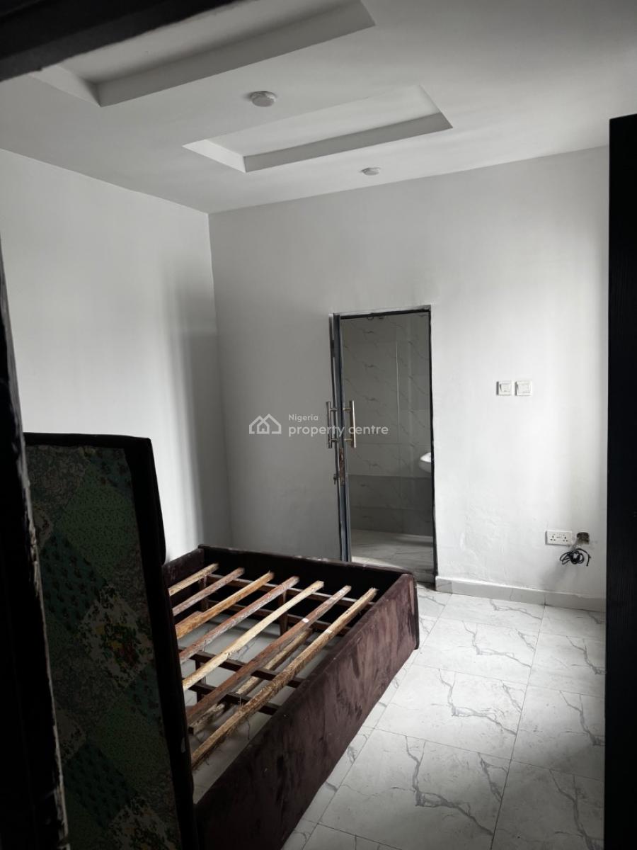 Very Spacious 2-bedroom Apartment (upstairs with Balcony), Sangotedo, Ajah, Lagos, Flat / Apartment for Rent
