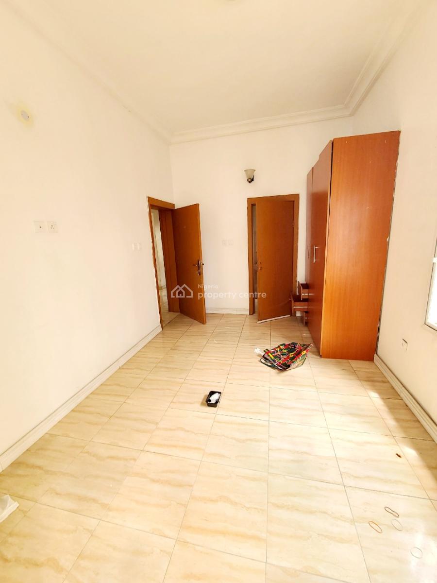Spacious 2 Bedroom Flat, Ikota Villa Estate, Ikota, Lekki, Lagos, Flat / Apartment for Rent