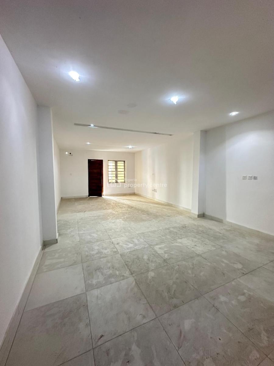 Beautifully Built 2bedroom Apartment with Gym&elevator, Lekki Phase One ,lekki ,lagos , Nigeria, Lekki Phase 1, Lekki, Lagos, Flat / Apartment for Rent