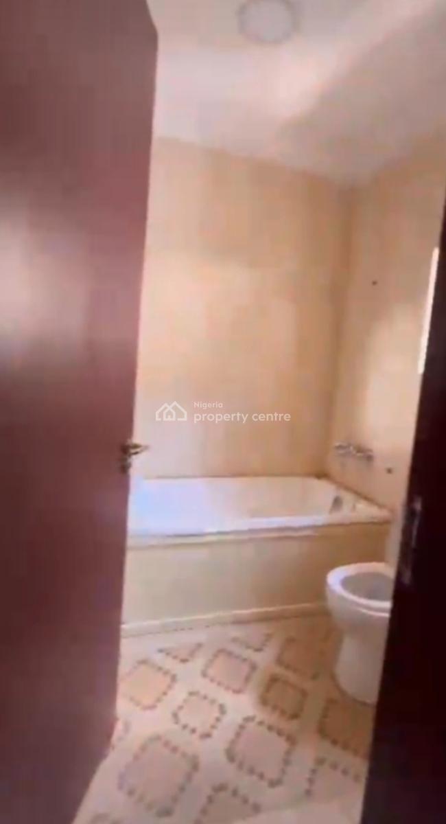 Fully Furnished/ Serviced 2 Bedrooms and 1 Bedroom Duplex Hill View 5m, Dawaki, Gwarinpa, Abuja, Flat / Apartment for Rent