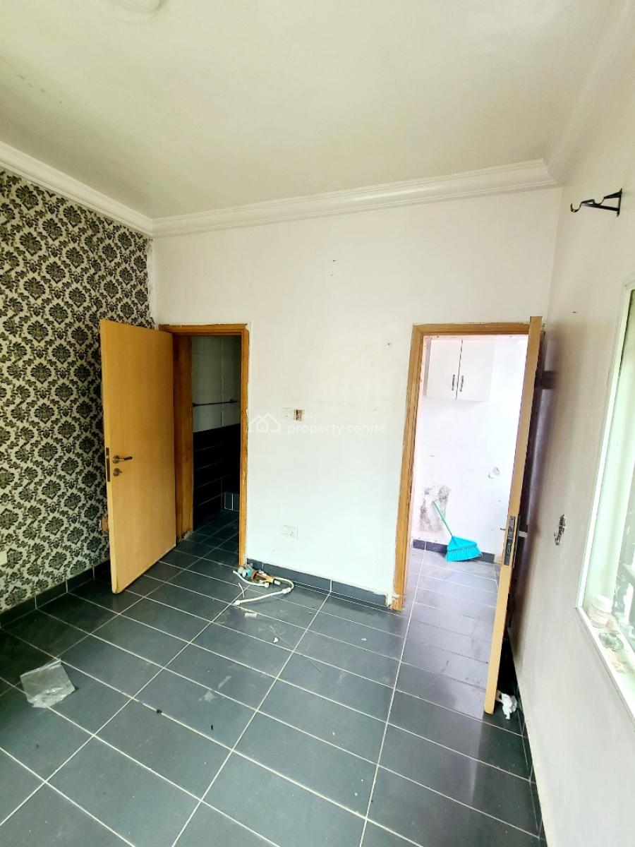 Single Room/self Contain, Ikota Villa Estate, Ikota, Lekki, Lagos, Self Contain (single Rooms) for Rent