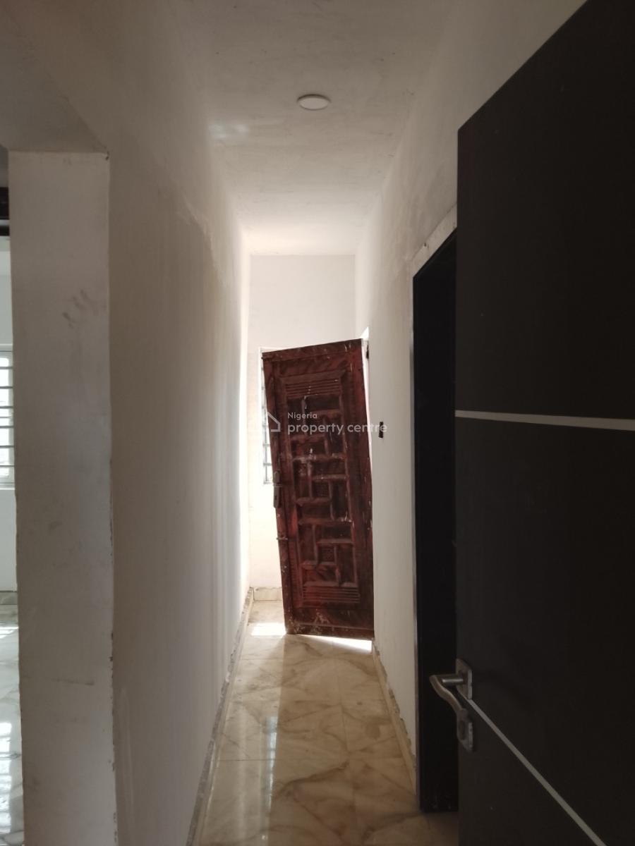 Newly Built Luxury 2 Bedroom Flat, Ago Extension Behind Community Road Bridge Bucknor, Ago Palace, Isolo, Lagos, Flat / Apartment for Rent