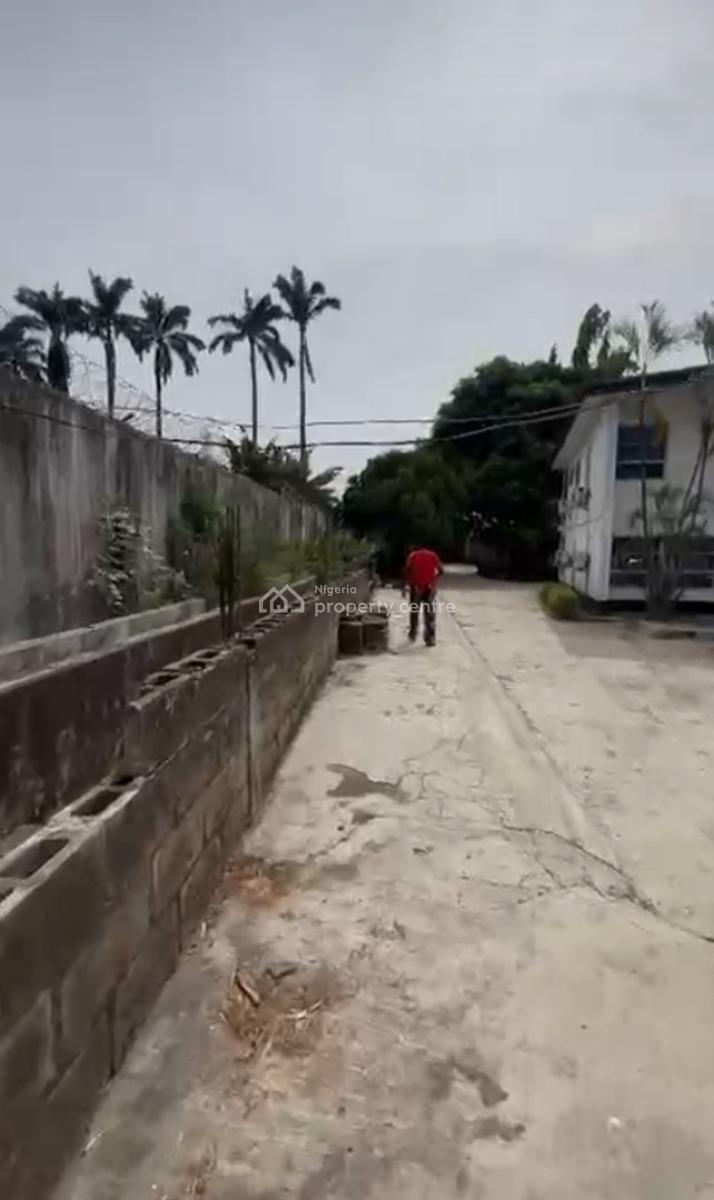 1423sqm with 5bedroom Hose with Chalets, Located Off Sowemimi Street,, Ikeja Gra, Ikeja, Lagos, Residential Land for Sale