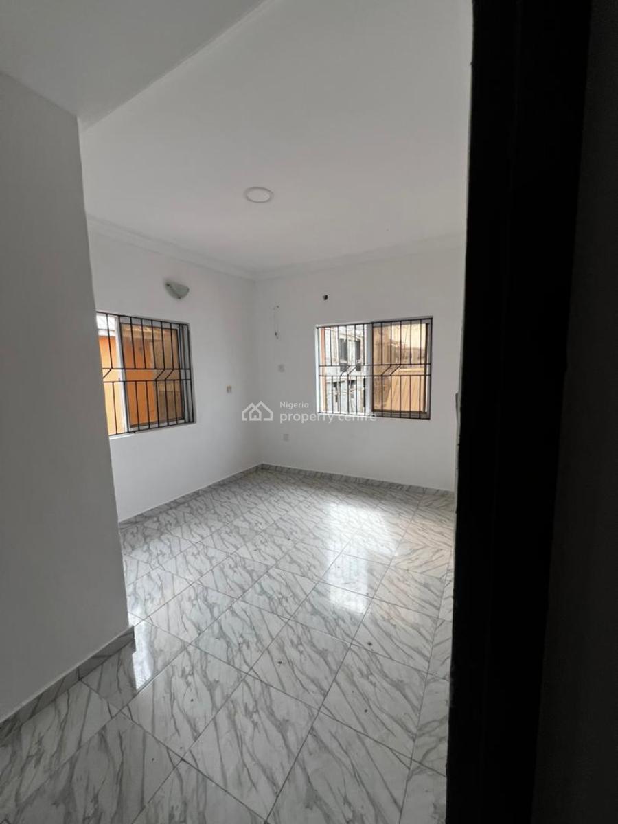 3 Bedroom Apartment Upstairs Available in a Serene, Ikate, Lekki, Lagos, Flat / Apartment for Rent