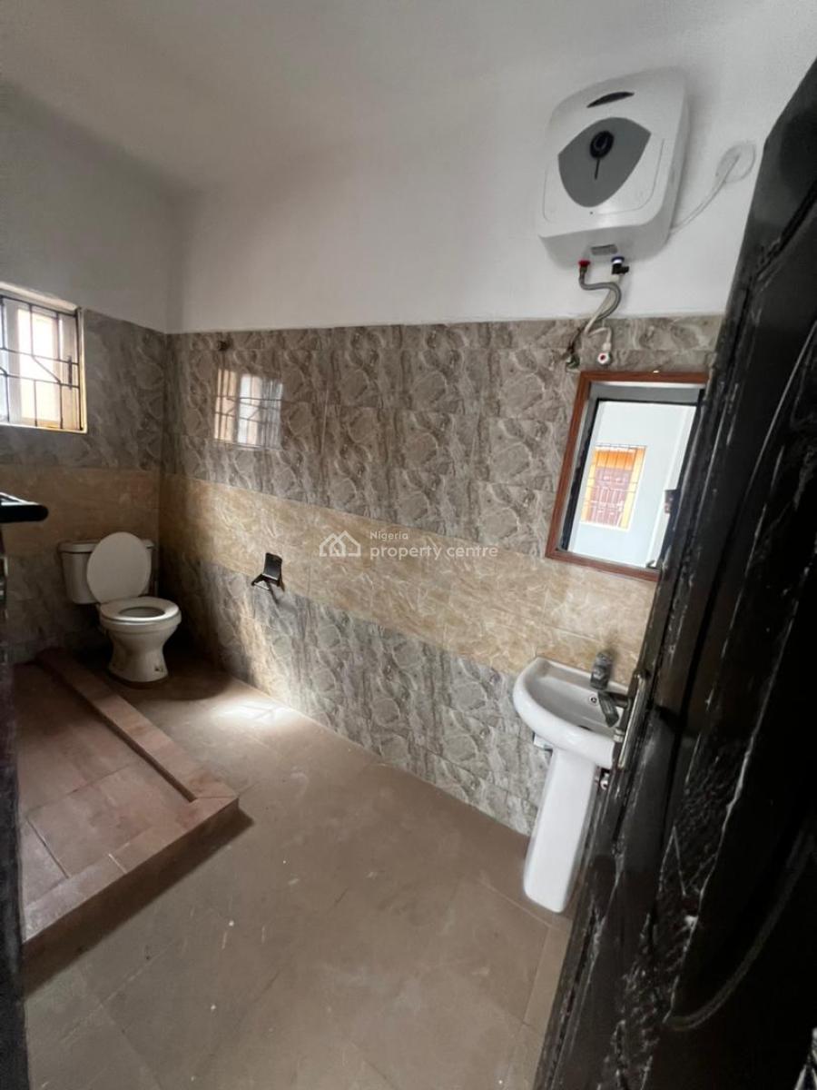 3 Bedroom Apartment Upstairs Available in a Serene, Ikate, Lekki, Lagos, Flat / Apartment for Rent