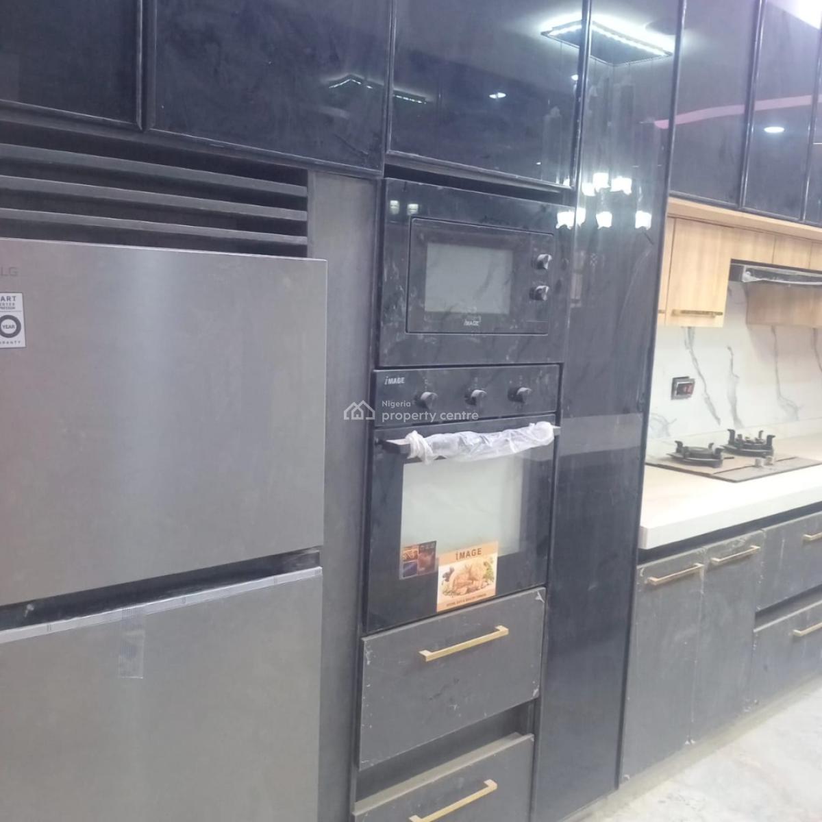 8bedroom Mansion Plus 4 Bq, Guzape District, Abuja, Detached Duplex for Sale