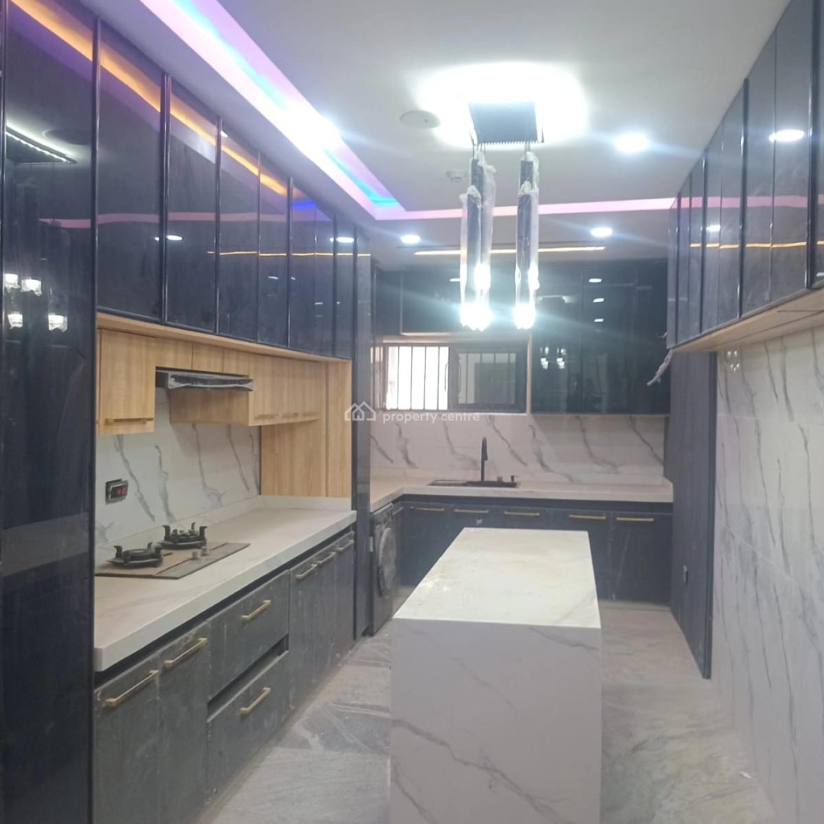 8bedroom Mansion Plus 4 Bq, Guzape District, Abuja, Detached Duplex for Sale