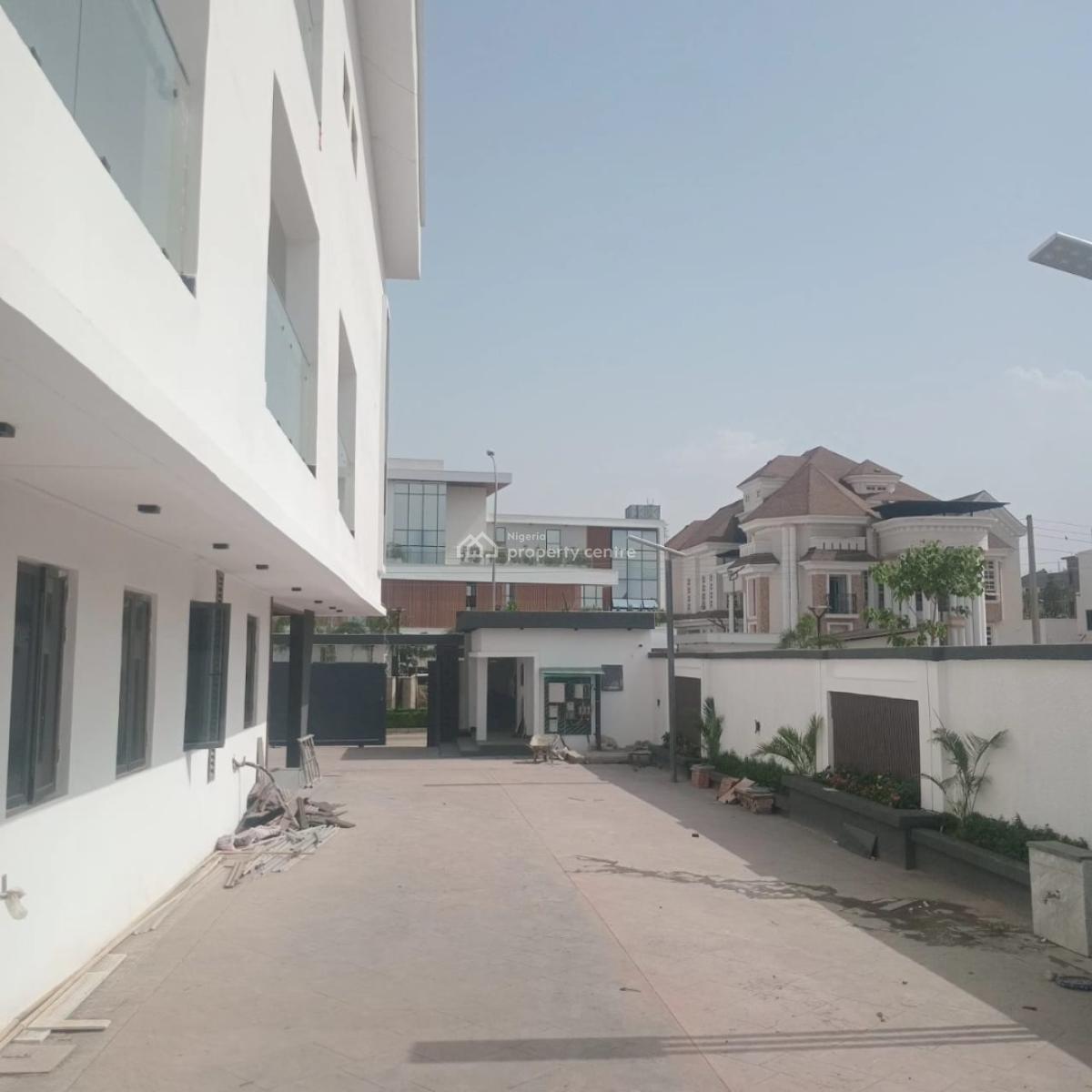 8bedroom Mansion Plus 4 Bq, Guzape District, Abuja, Detached Duplex for Sale