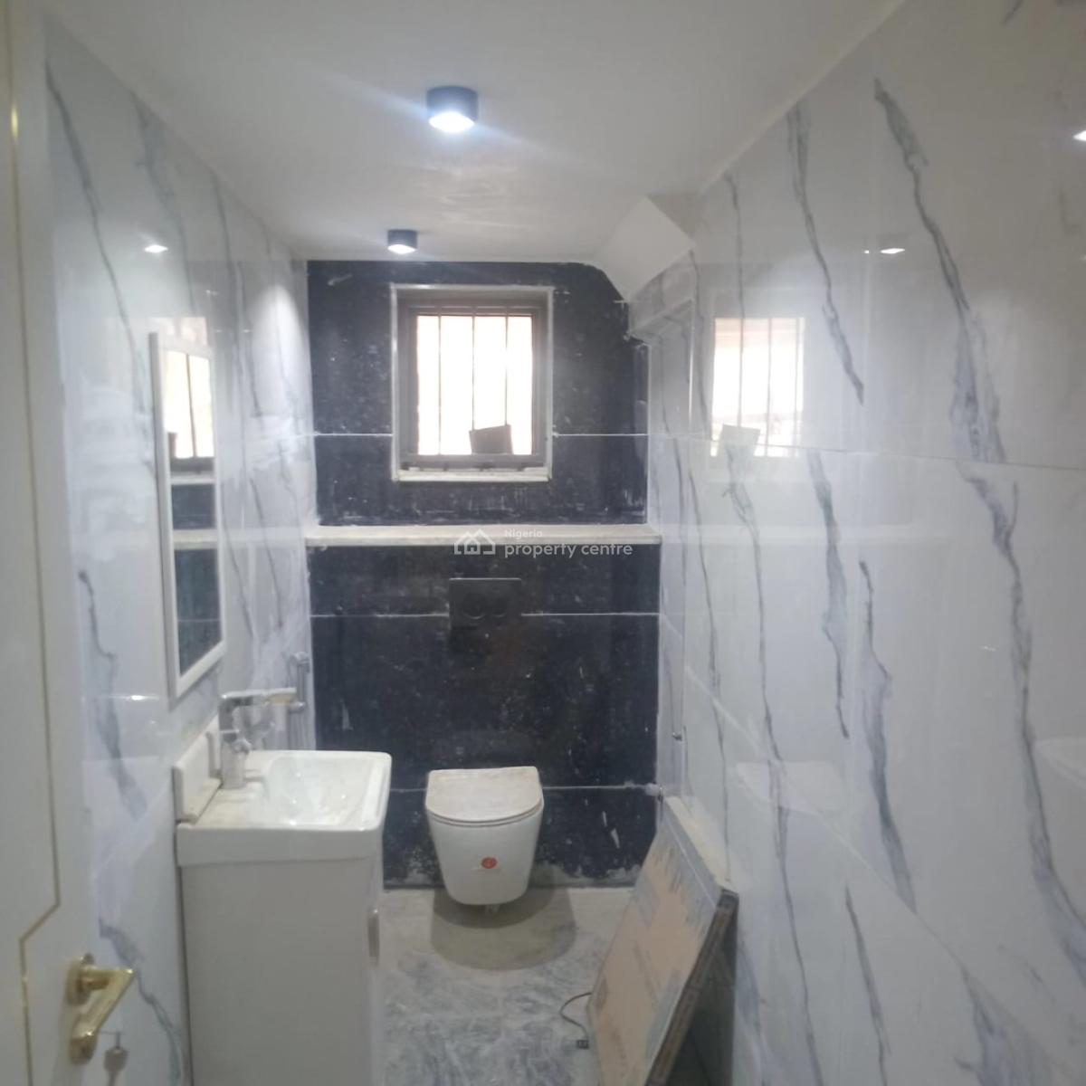 8bedroom Mansion Plus 4 Bq, Guzape District, Abuja, Detached Duplex for Sale