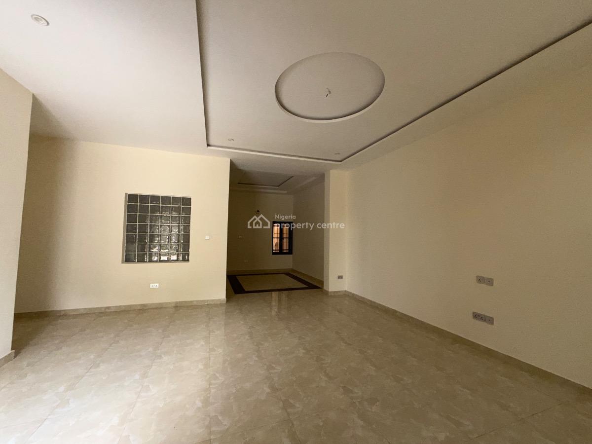 Standard 4 Bedroom Terrace Duplex, Guzape District, Abuja, Terraced Duplex for Sale