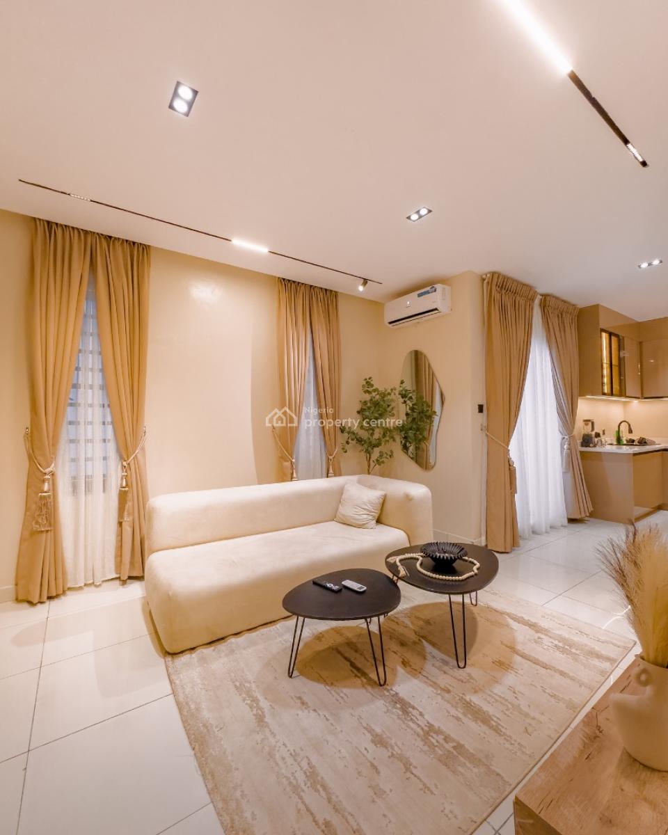 Luxury 1 Bedroom Apartment in Surulere, Rotimi Street, Surulere, Lagos, House for Sale